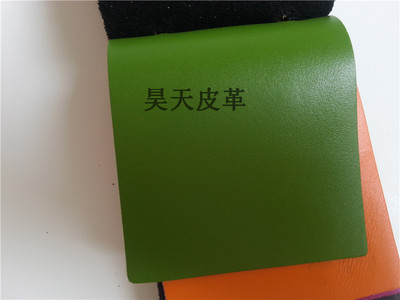 優(yōu)質(zhì)二層變色油蠟皮、瘋馬皮與貼膜皮 無極縣昊天皮革的專業(yè)生產(chǎn)與銷售